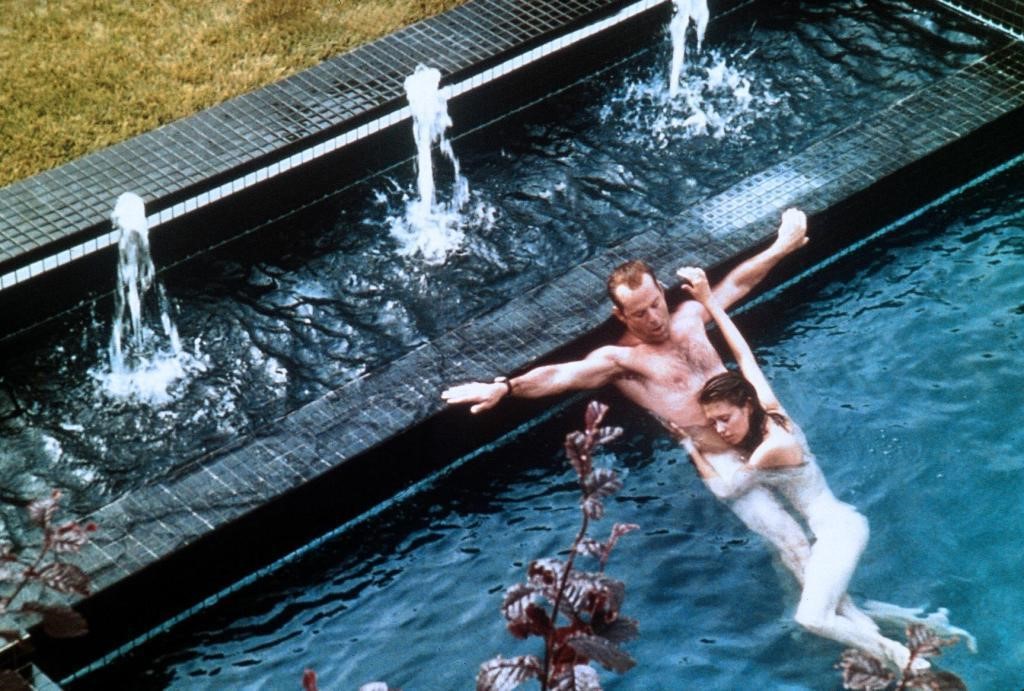 The Color Of Night (1994)